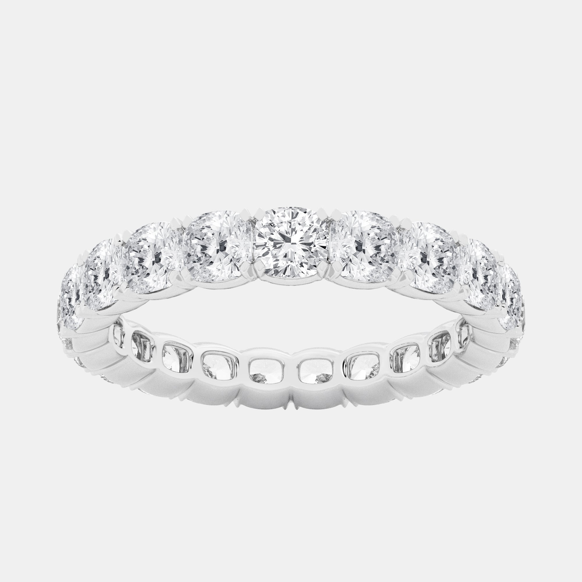 Cushion / 14K White Gold / D-F VS