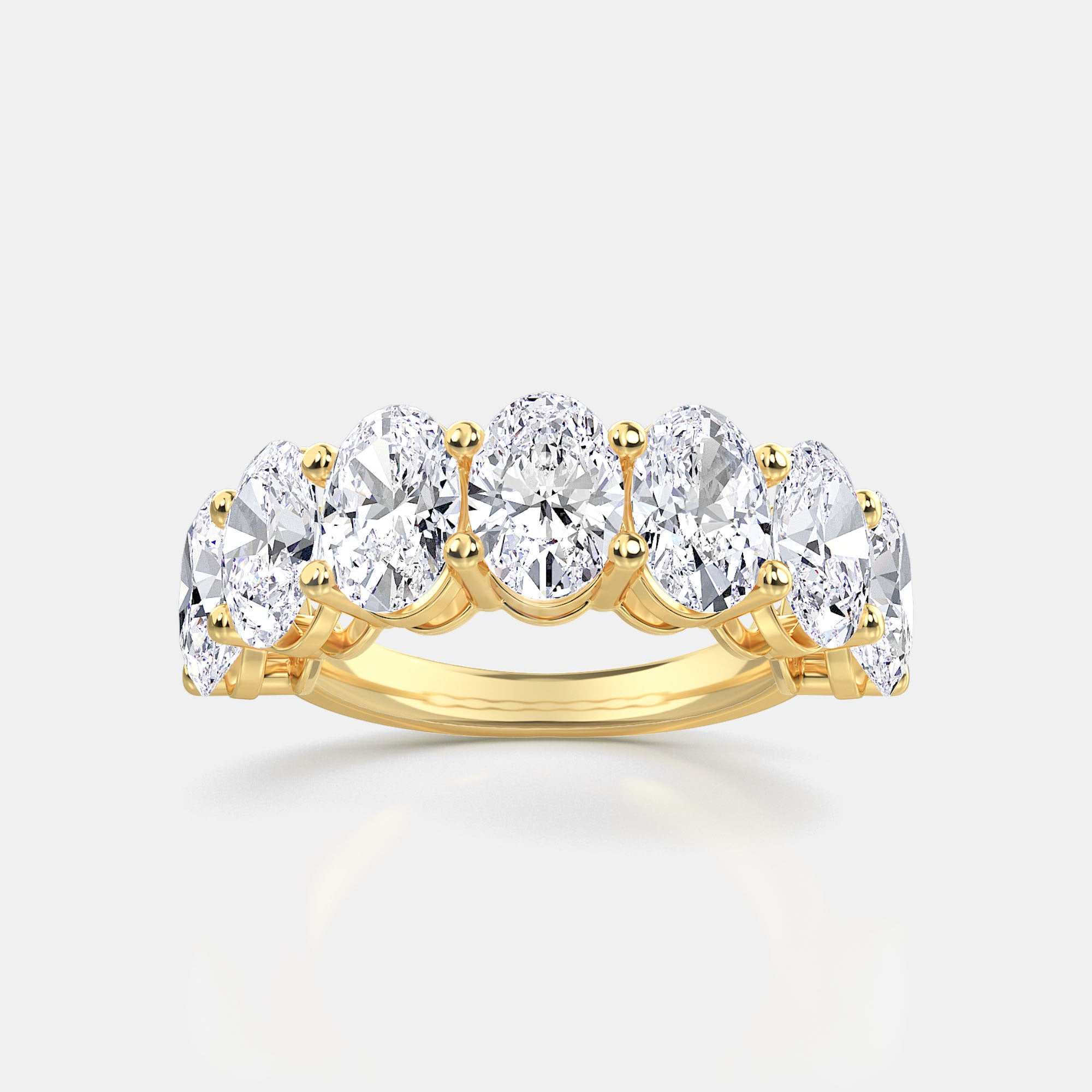 Oval / 14K Yellow Gold / D-F VS