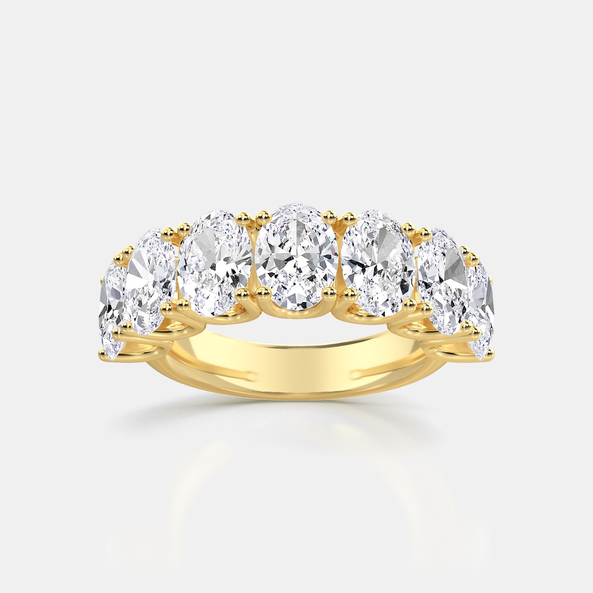 Oval / 14K Yellow Gold / D-F VS