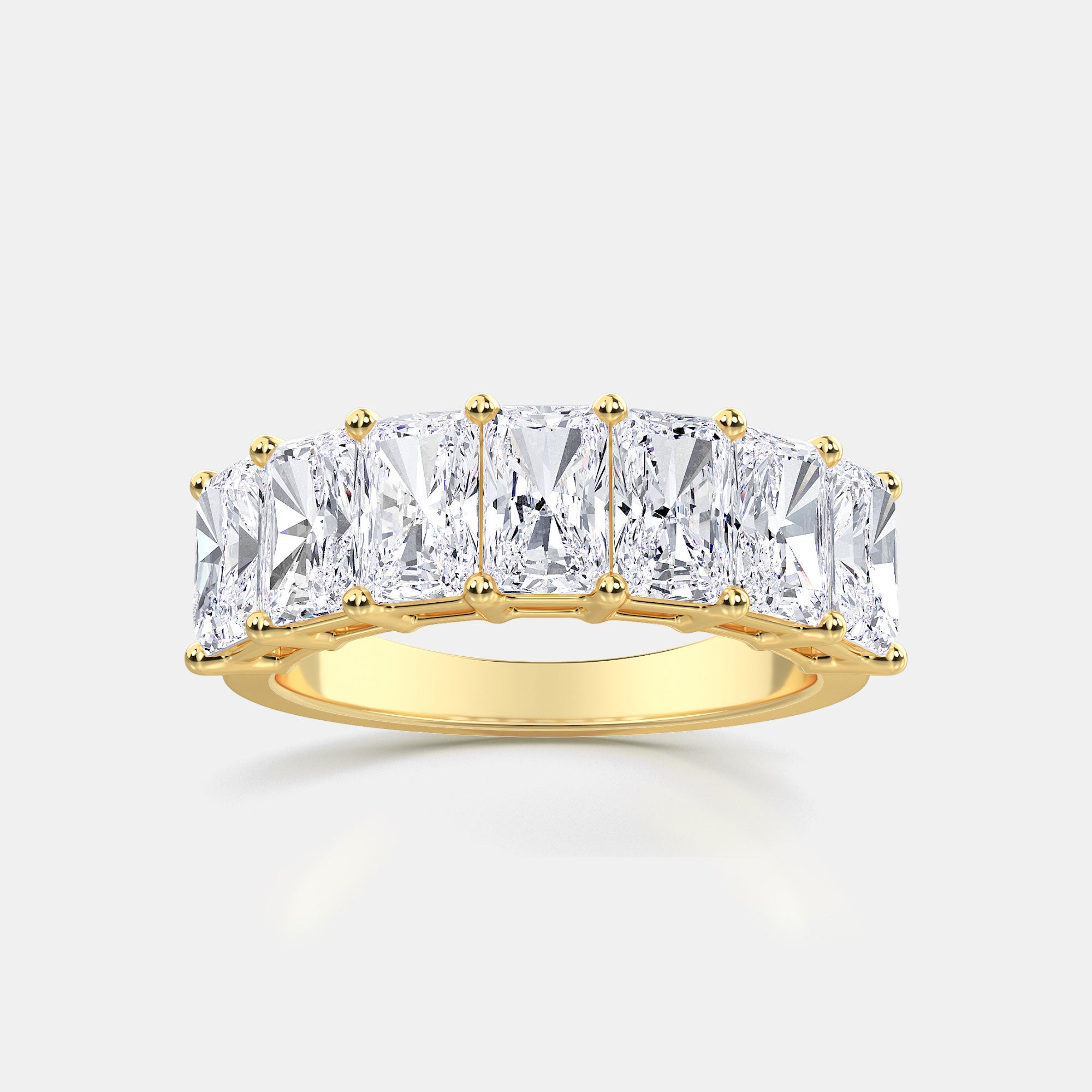 Radiant / 14K Yellow Gold / D-F VS