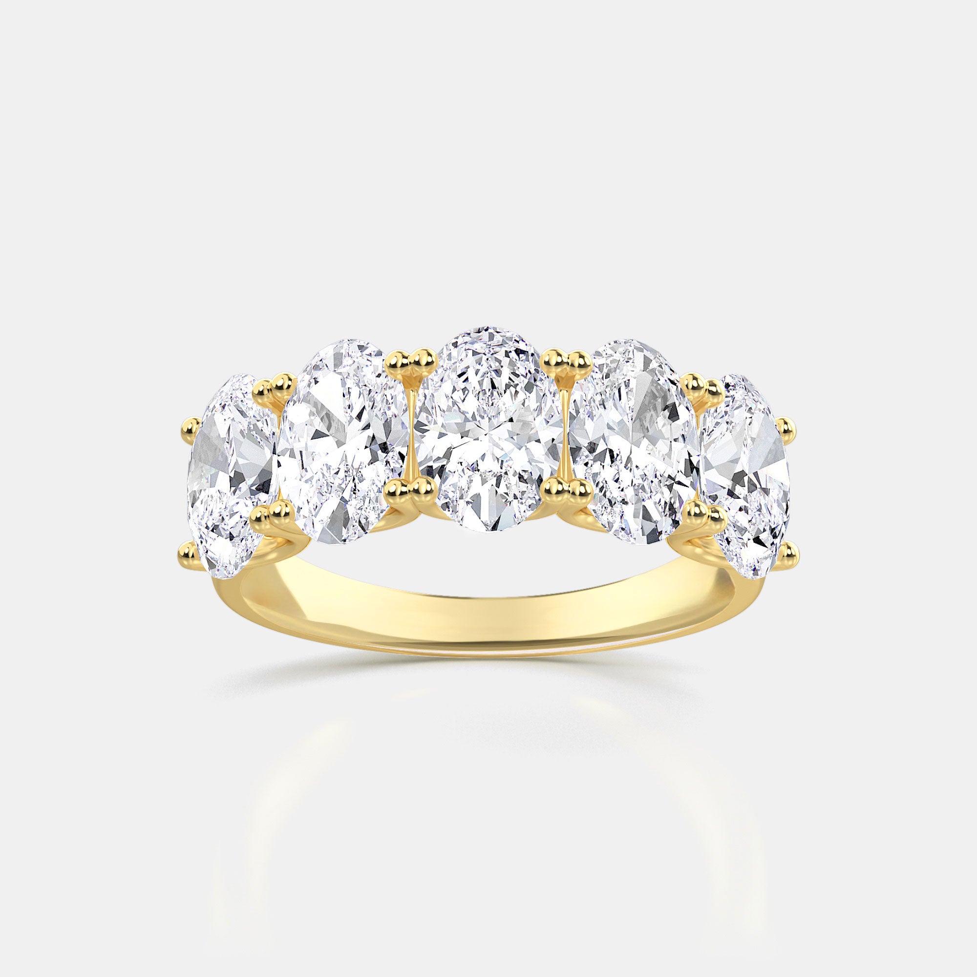 Oval / 14K Yellow Gold / D-F VS