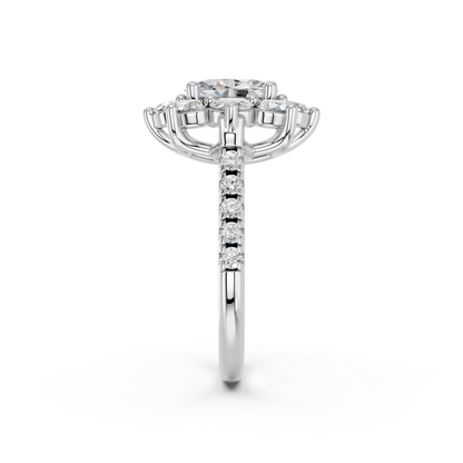 OVAL HALO CLUSTER ENGAGEMENT RING
